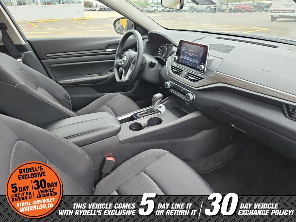 2025 Nissan Altima 2.5 SV