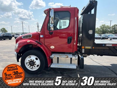 2018 Freightliner M2 106 M2 106