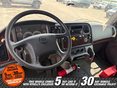 2018 Freightliner M2 106 M2 106