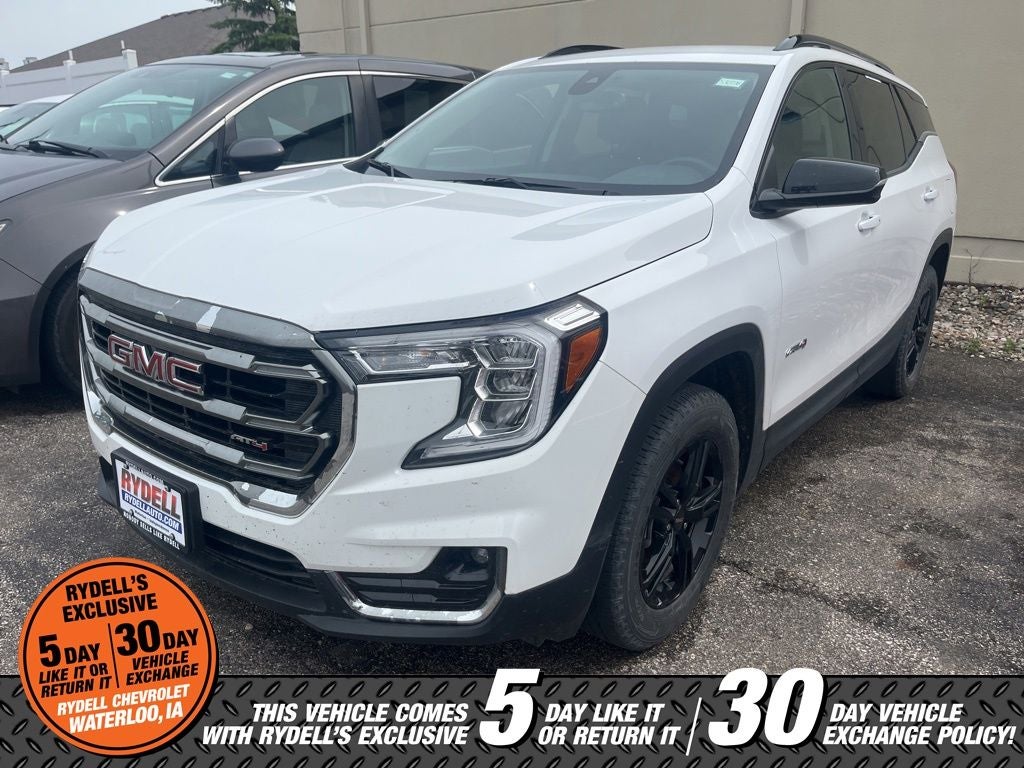 2023 GMC Terrain AT4