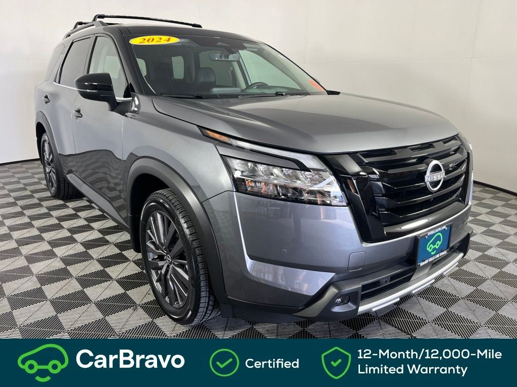 2024 Nissan Pathfinder SL