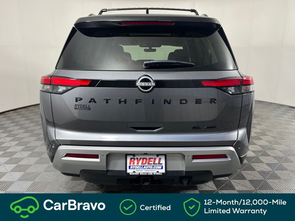 2024 Nissan Pathfinder SL