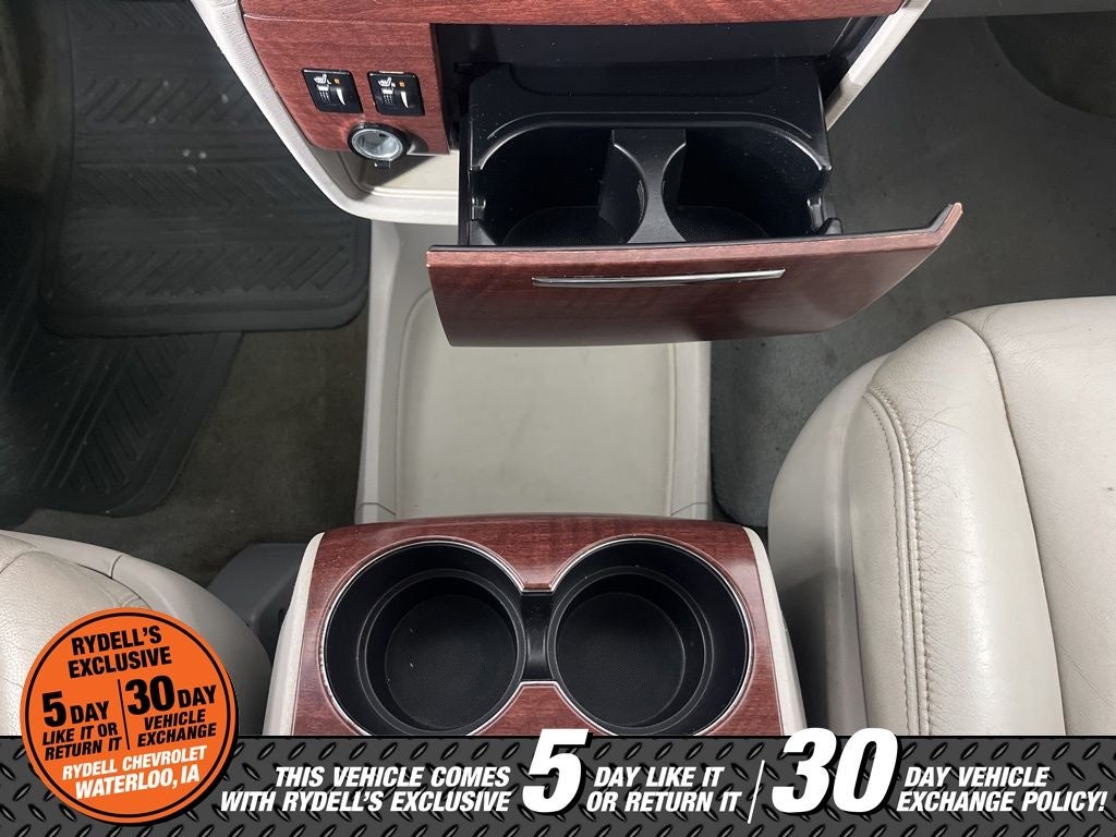 2014 Toyota Sienna XLE 7 Passenger