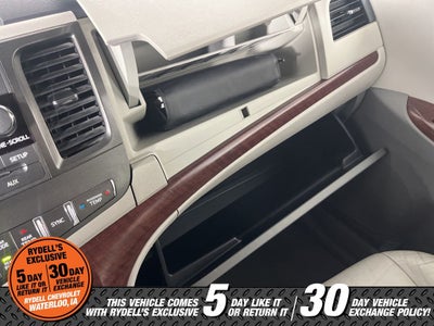 2014 Toyota Sienna XLE 7 Passenger