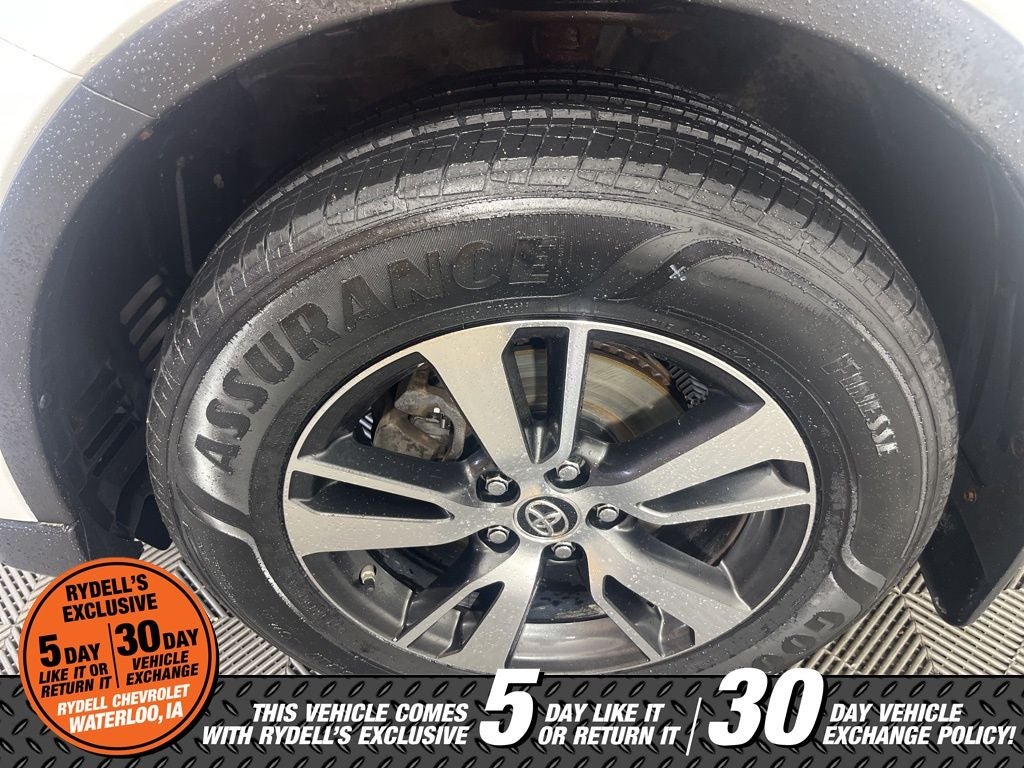 2017 Toyota RAV4 XLE