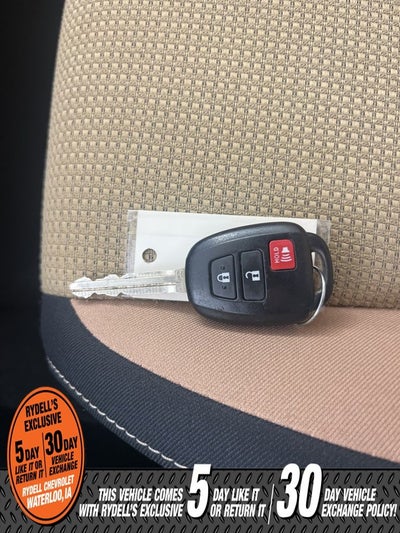 2017 Toyota RAV4 XLE