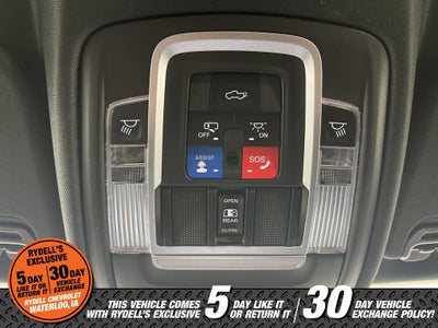 2020 RAM 1500 Laramie Crew Cab 4x4 5'7" Box