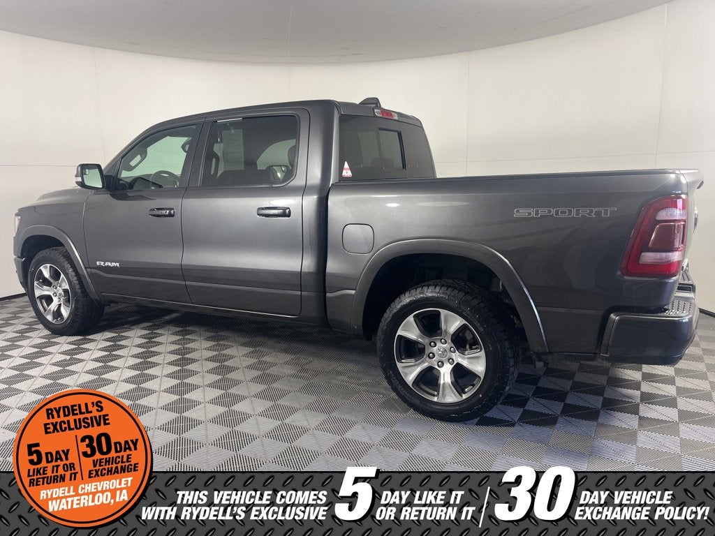 2020 RAM 1500 Laramie Crew Cab 4x4 5'7" Box