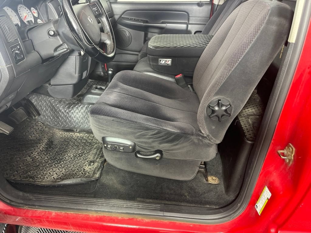 2005 Dodge Ram 1500 SLT