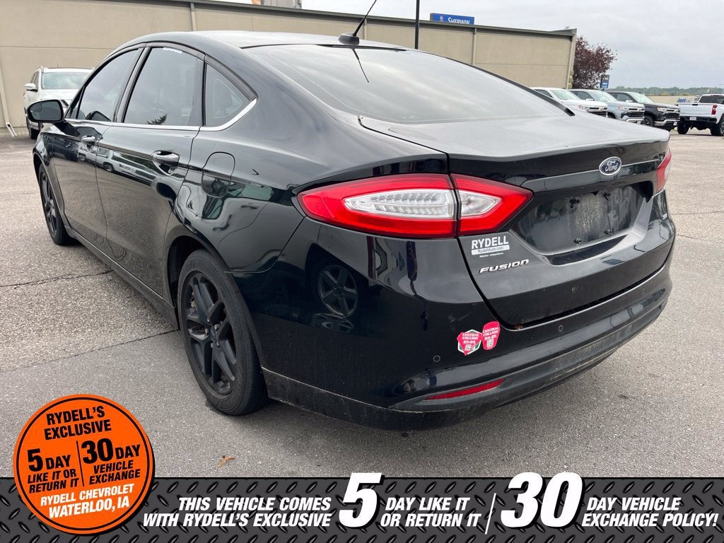 2016 Ford Fusion SE