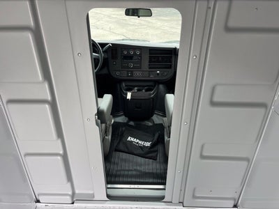 2026 Chevrolet Express Cutaway 3500 1WT