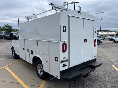 2026 Chevrolet Express Cutaway 3500 1WT