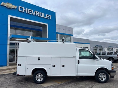 2026 Chevrolet Express Cutaway 3500 1WT