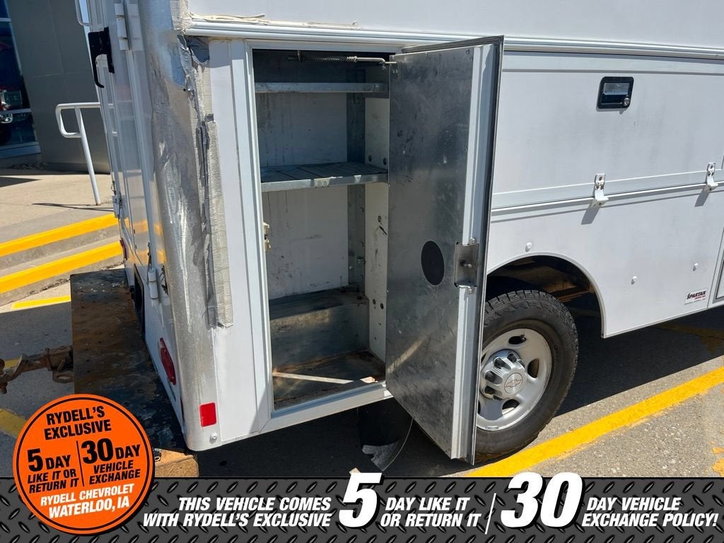 2017 Chevrolet Express Cutaway 3500 Work Van