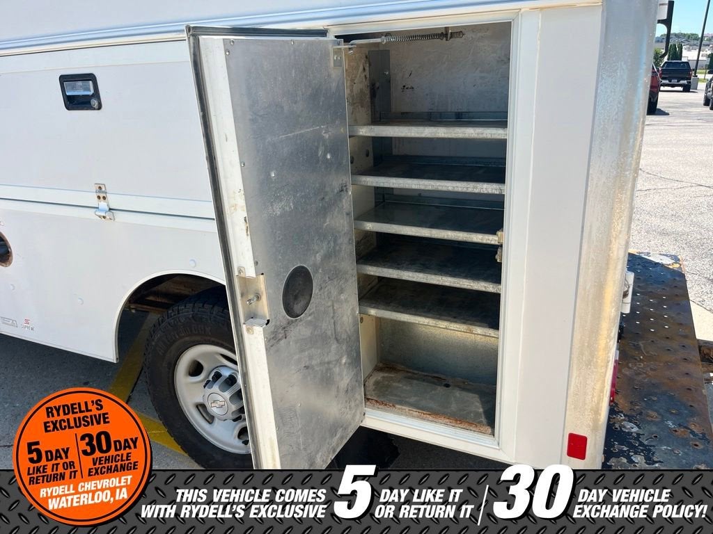 2017 Chevrolet Express Cutaway 3500 Work Van