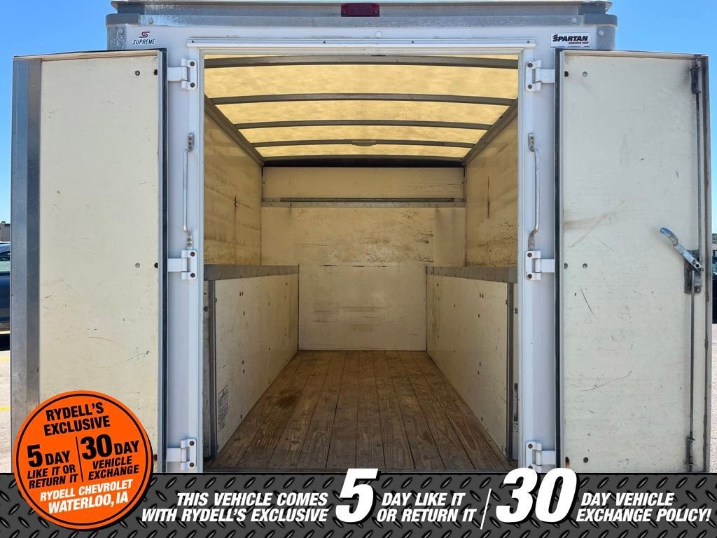 2017 Chevrolet Express Cutaway 3500 Work Van