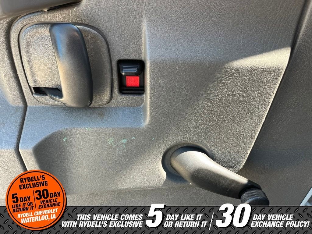 2017 Chevrolet Express Cutaway 3500 Work Van