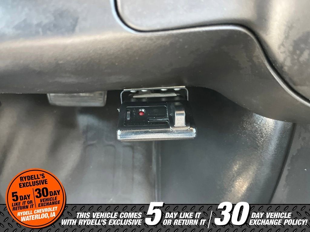 2017 Chevrolet Express Cutaway 3500 Work Van