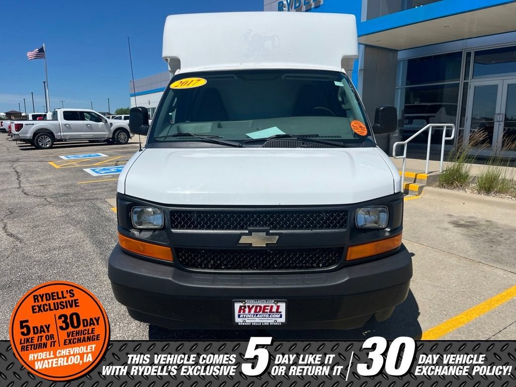 2017 Chevrolet Express Cutaway 3500 Work Van