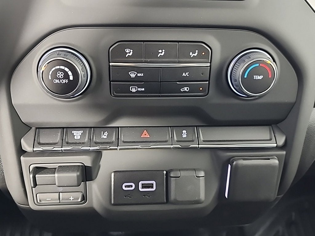 2025 Chevrolet Silverado 3500 HD Chassis Cab Work Truck