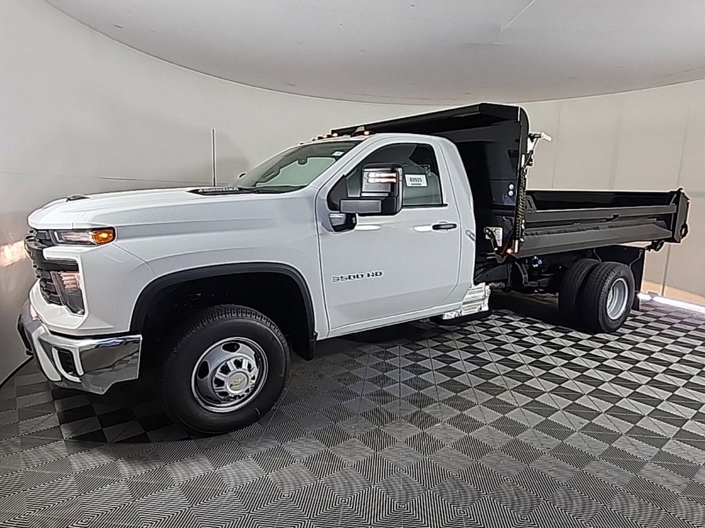 2025 Chevrolet Silverado 3500 HD Chassis Cab Work Truck