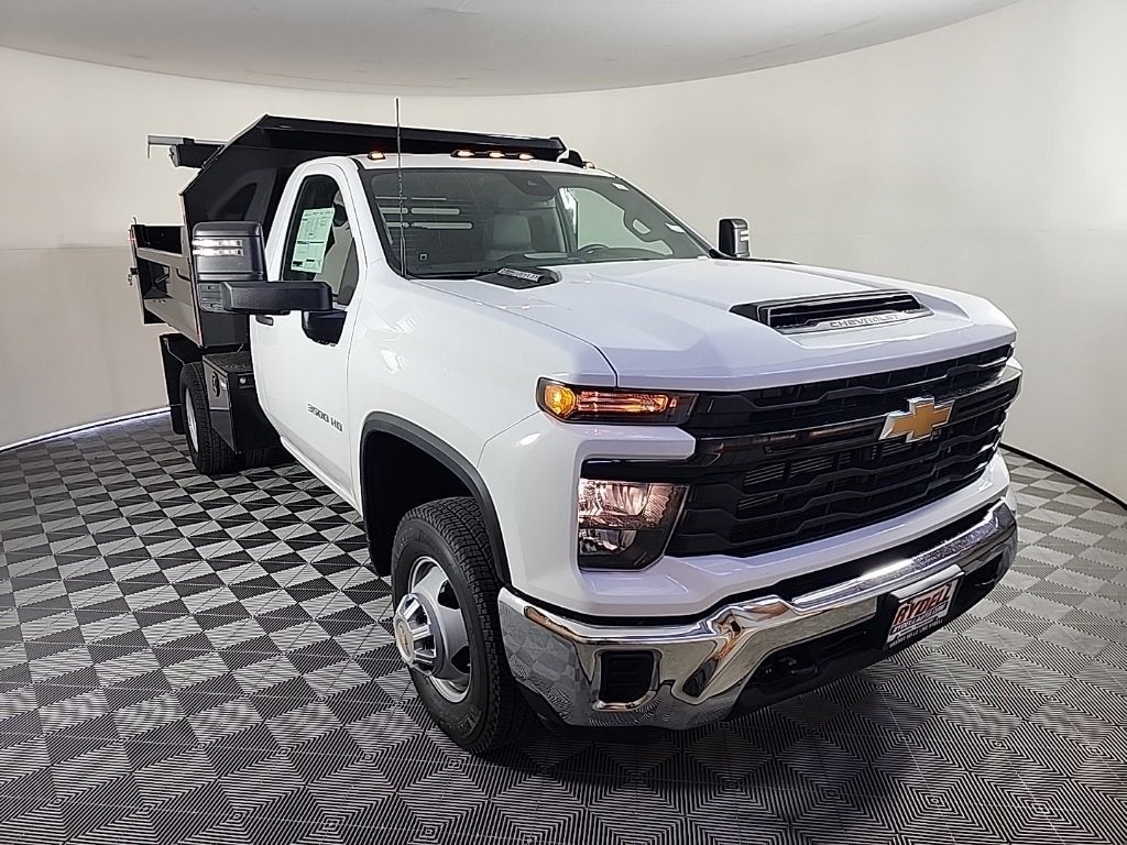 2025 Chevrolet Silverado 3500 HD Chassis Cab Work Truck