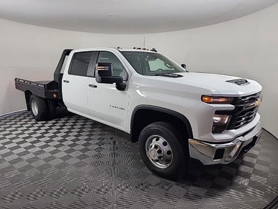 2025 Chevrolet Silverado 3500 HD Chassis Cab Work Truck