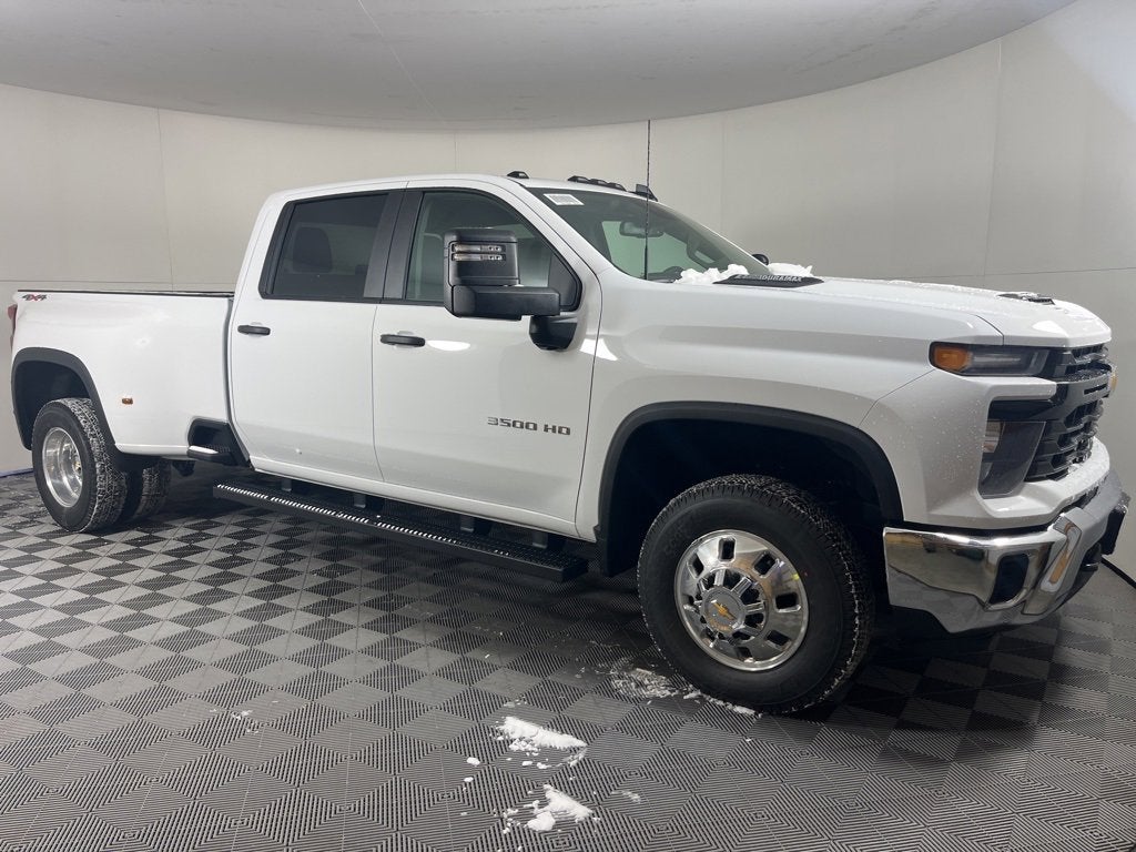 2026 Chevrolet Silverado 3500 HD WT DRW
