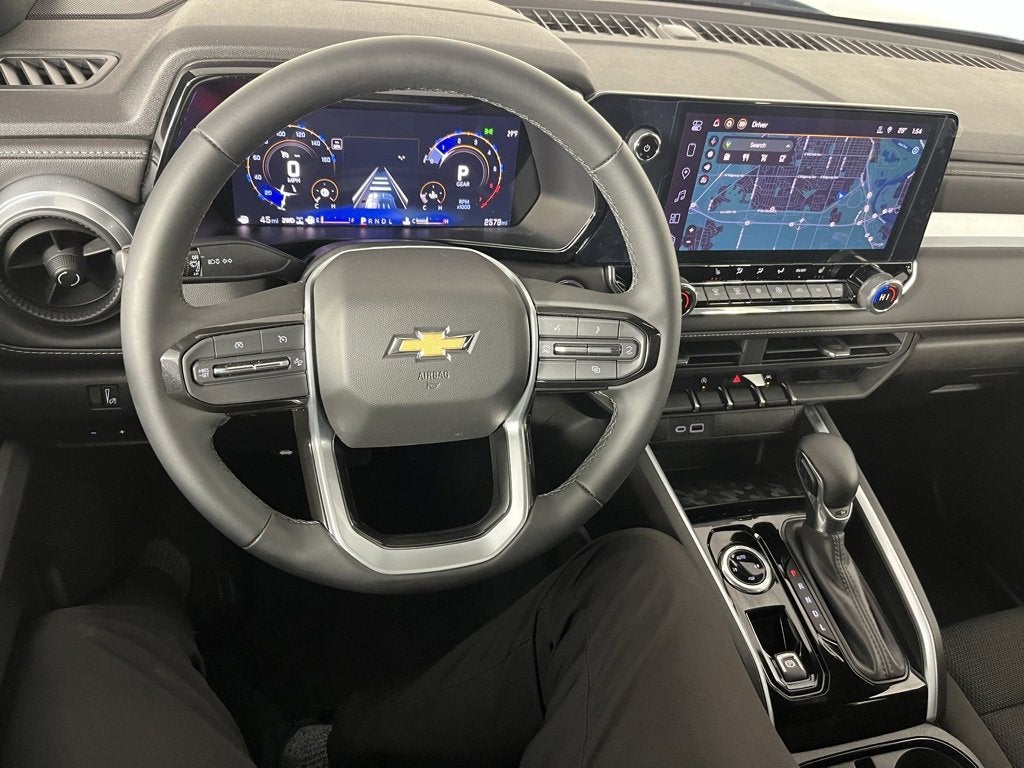 2025 Chevrolet Colorado WT/LT