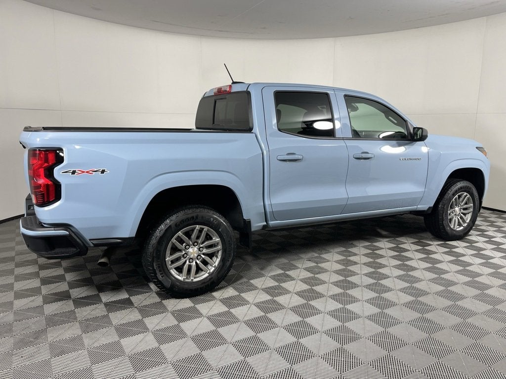 2025 Chevrolet Colorado WT/LT