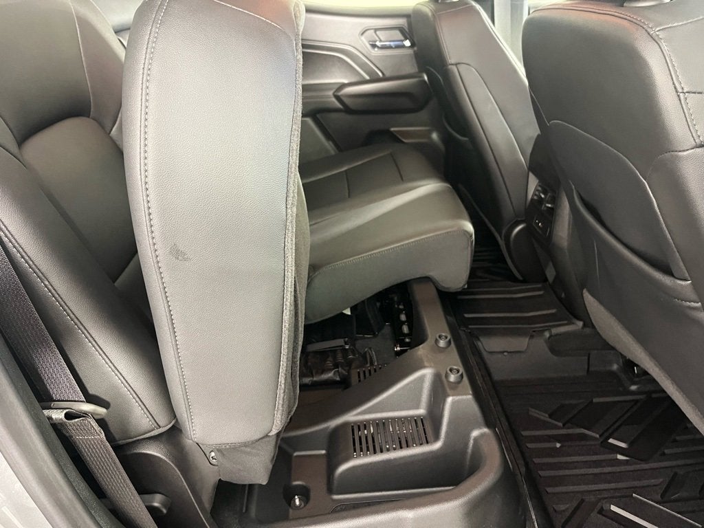 2025 Chevrolet Colorado WT/LT