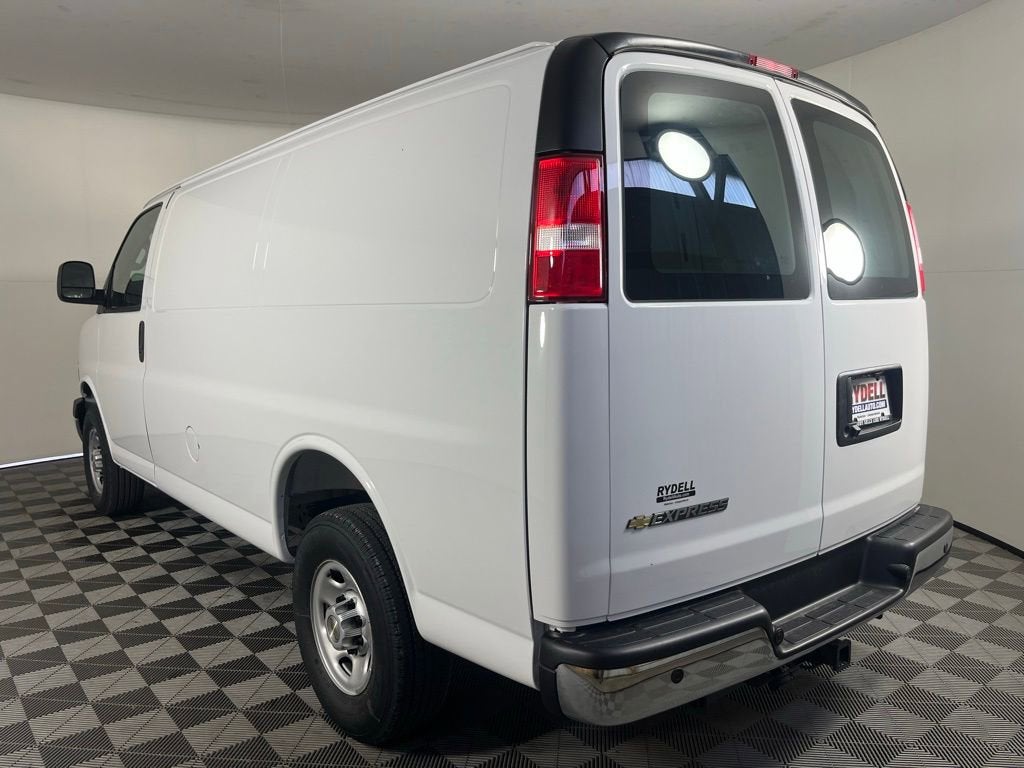 2026 Chevrolet Express Cargo WT
