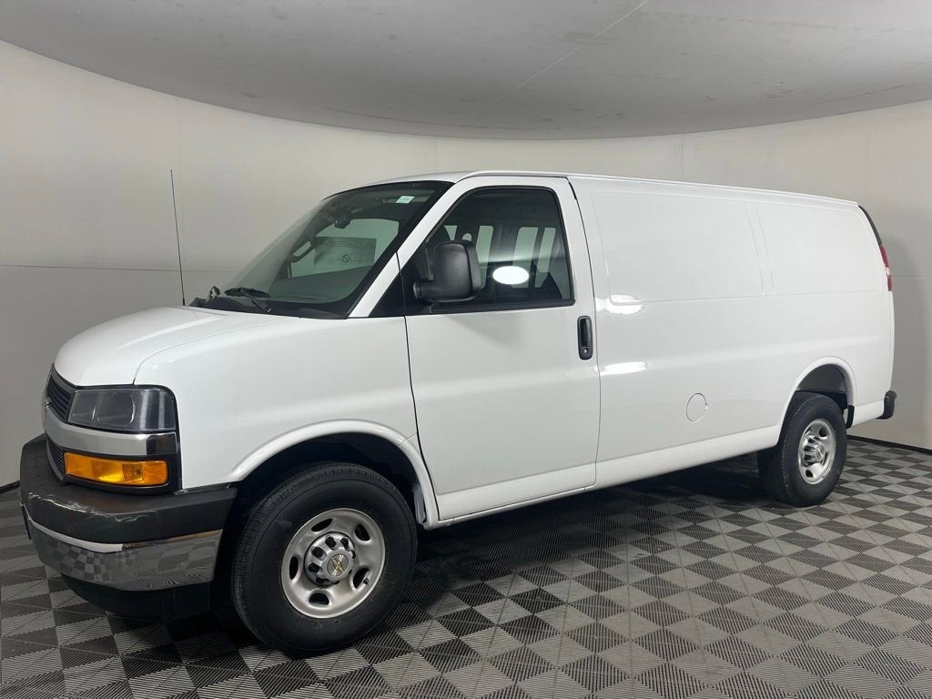 2026 Chevrolet Express Cargo WT