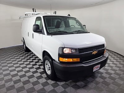 2025 Chevrolet Express Cargo 3500 WT