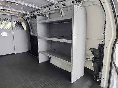 2025 Chevrolet Express Cargo 3500 WT