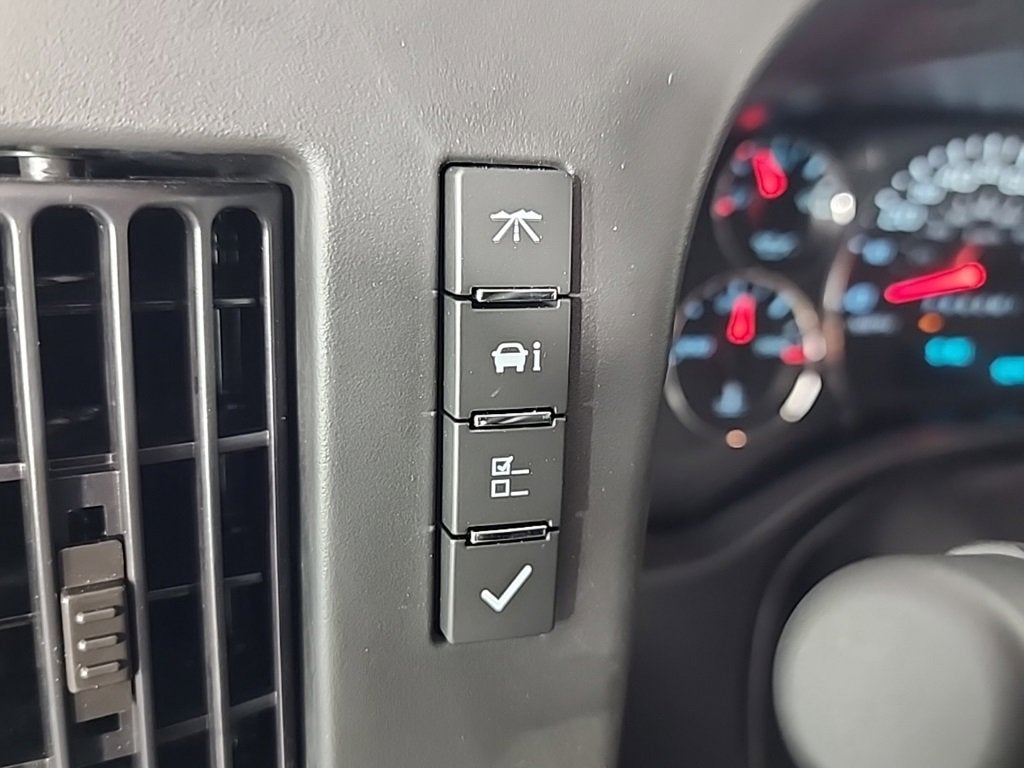 2025 Chevrolet Express Cargo 3500 WT