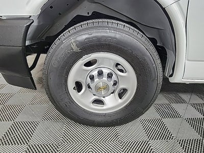 2025 Chevrolet Express Cargo 3500 WT