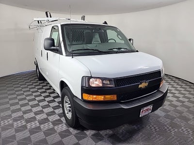 2025 Chevrolet Express Cargo 3500 WT