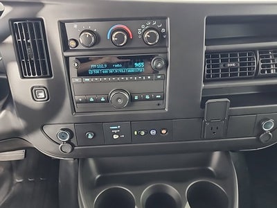 2025 Chevrolet Express Cargo 3500 WT