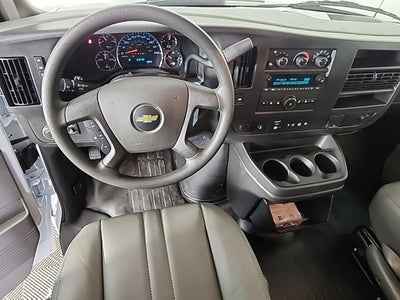 2025 Chevrolet Express Cargo 3500 WT