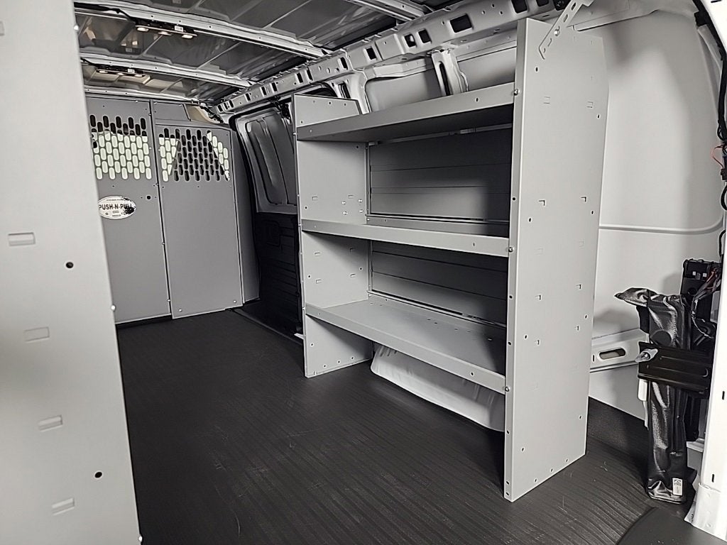 2025 Chevrolet Express Cargo 3500 WT