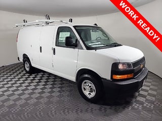 2025 Chevrolet Express Cargo 3500 WT