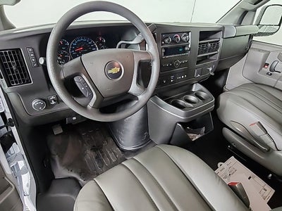 2025 Chevrolet Express Cargo 3500 WT