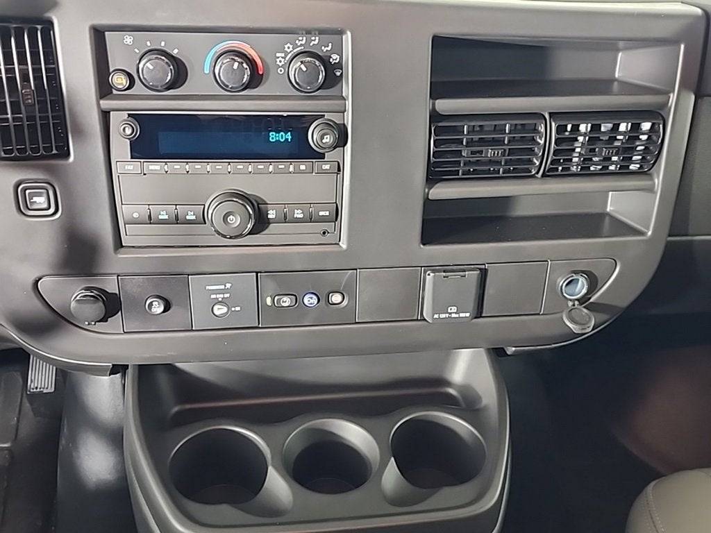 2025 Chevrolet Express Cargo 3500 WT