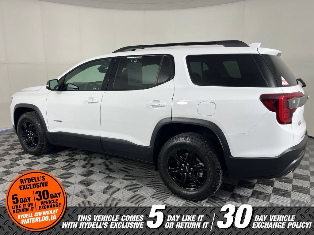 2023 GMC Acadia AT4