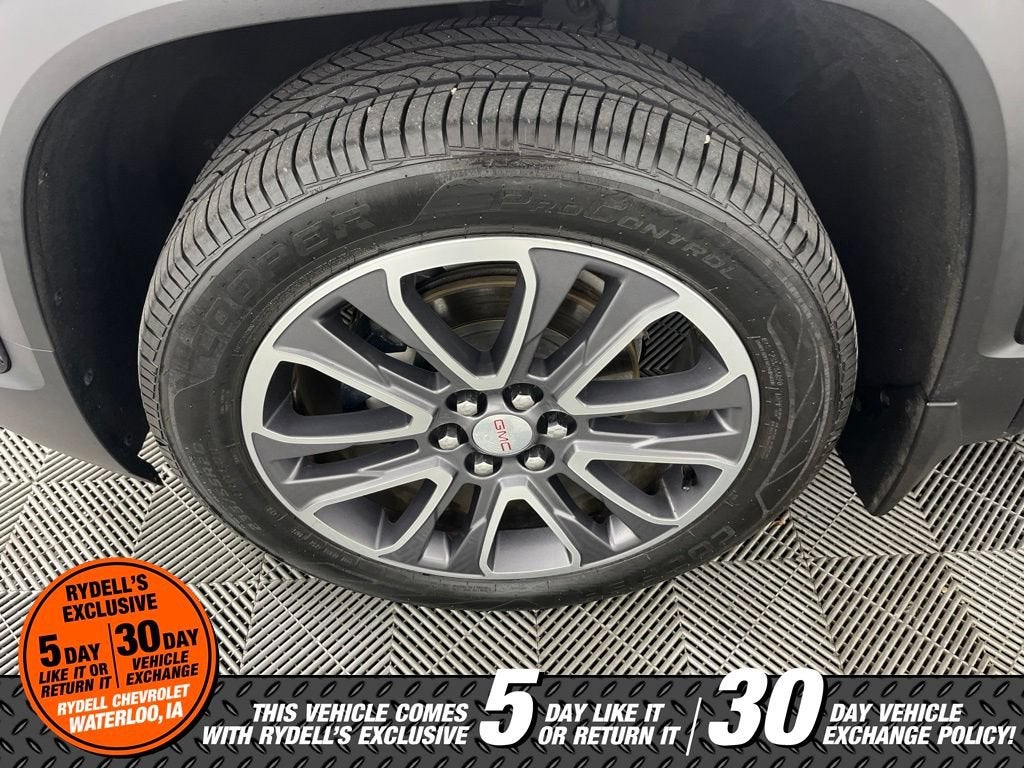 2020 GMC Acadia AT4