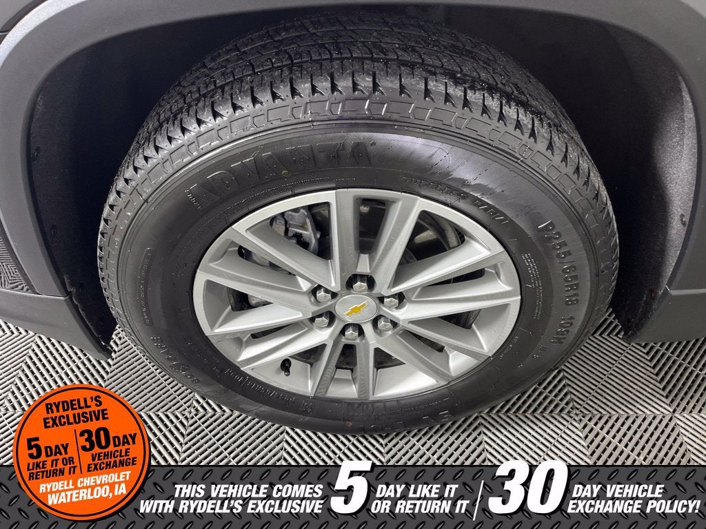 2022 Chevrolet Traverse LT Cloth