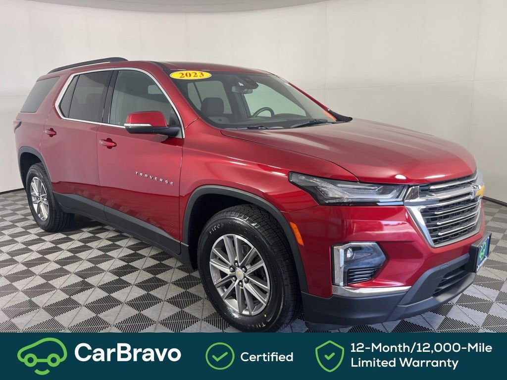 2023 Chevrolet Traverse LT Cloth