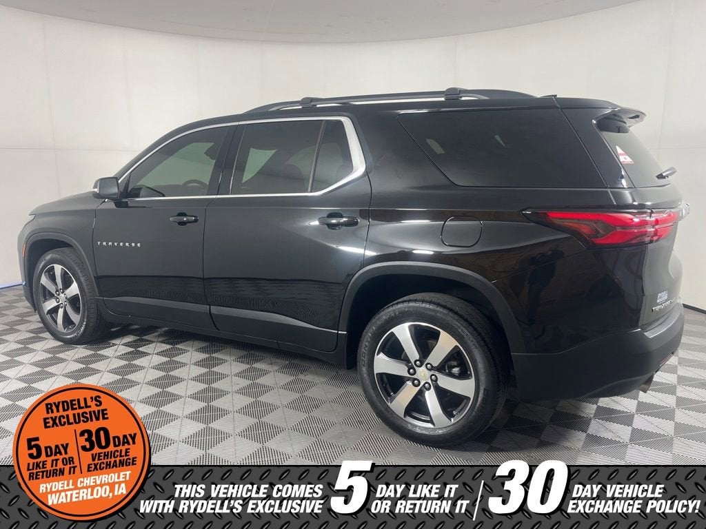 2023 Chevrolet Traverse LT Leather