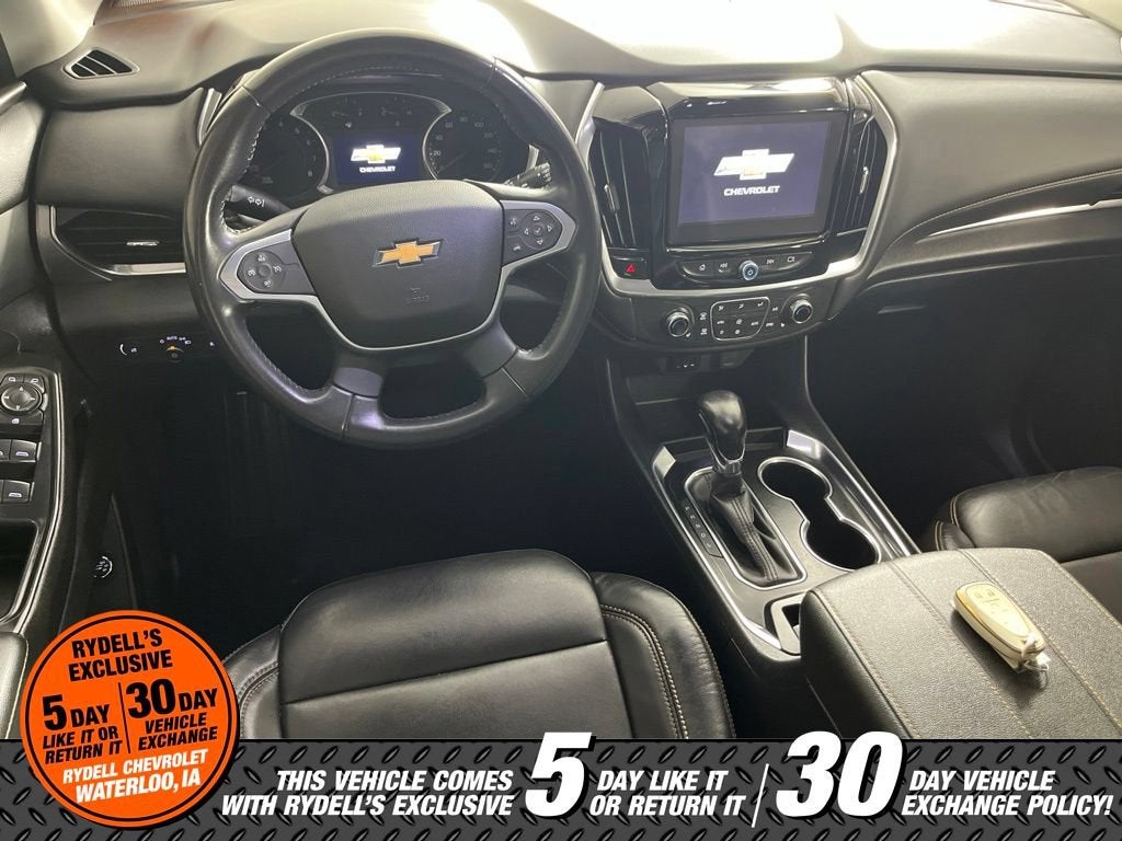 2021 Chevrolet Traverse LT Leather